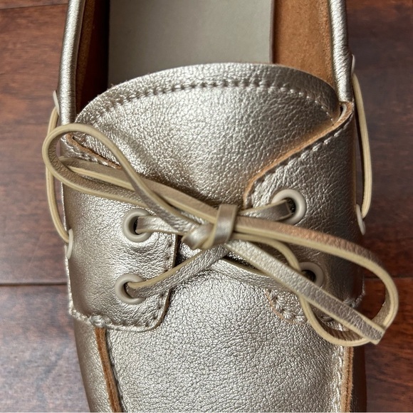 Aldo Women’s Preppy “Sail” Metallic Gold Leather Boat Loafer Slip-Ons, Size 10 - Picture 9 of 14